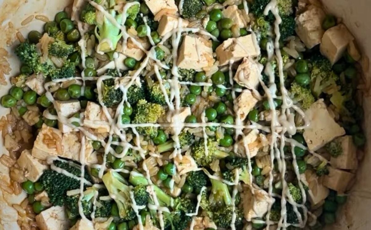 broccoli, pea, tofu dish by Healthy Vegan Mama as part of her four vegan recipes